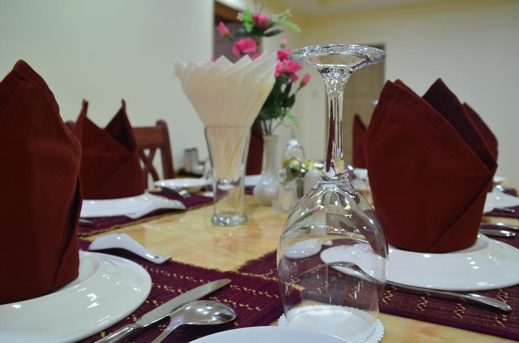 Myat Nan Yone Hotel Naypyidaw Eksteriør billede