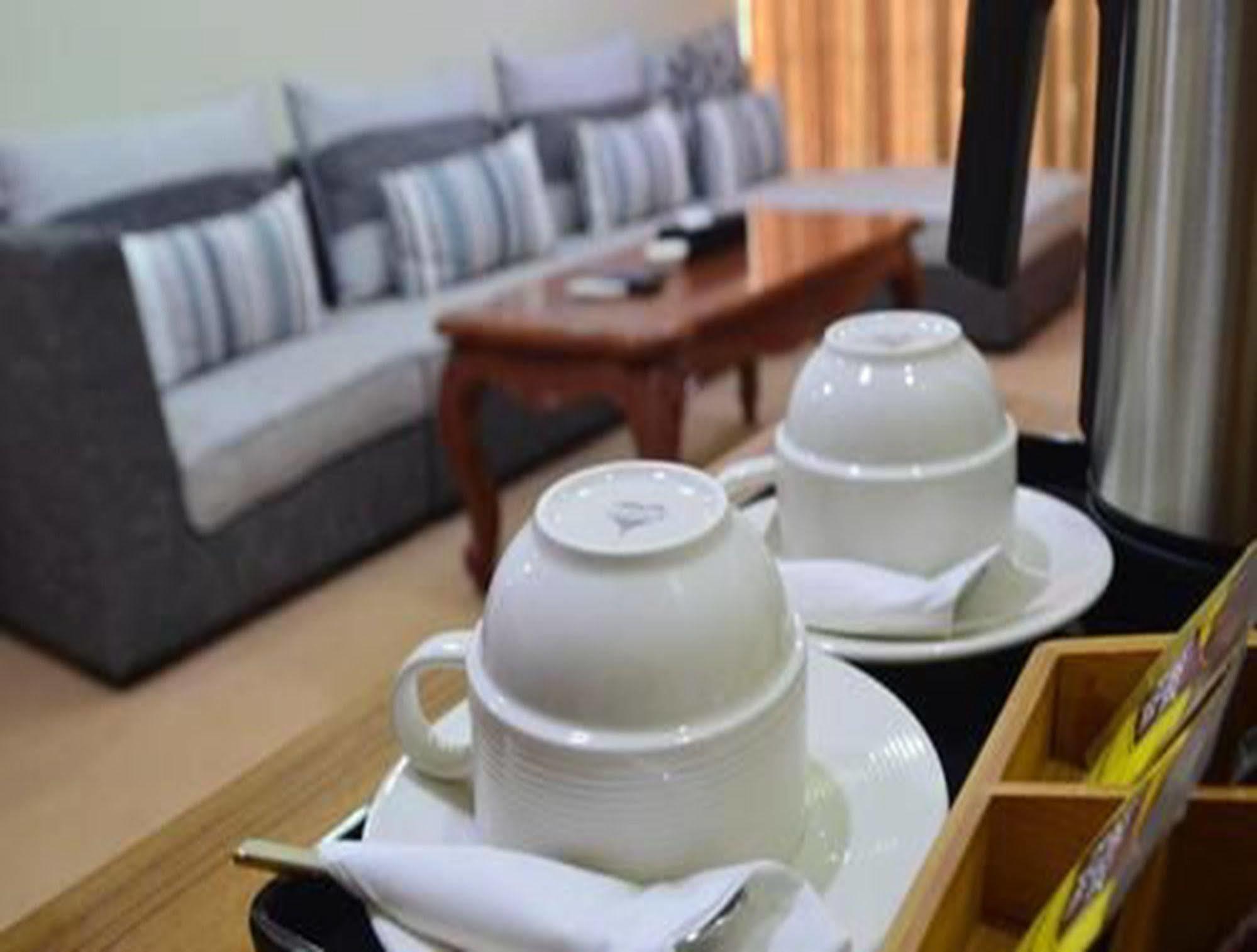 Myat Nan Yone Hotel Naypyidaw Eksteriør billede